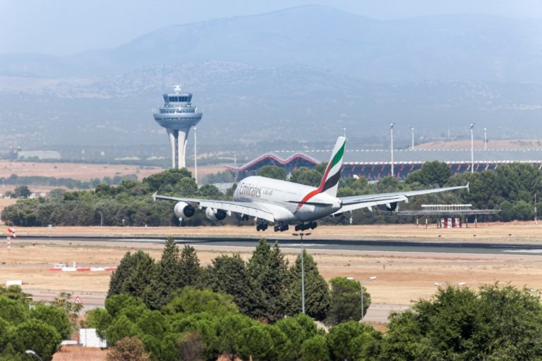 La llegada de pasajeros aéreos internacionales creció un 71% en mayo