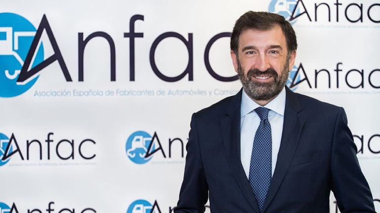 López-Tafall cree que la transición al coche eléctrico «llevará tiempo»