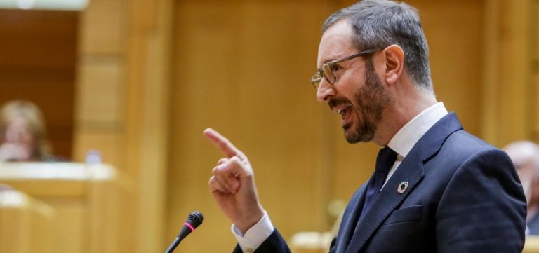 El PP insiste en que el Rey debe cumplir su «obligación»