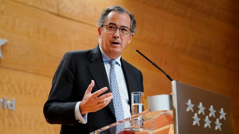 Ossorio, sobre alumnos sin mascarilla en el patio: «Hay que ser prudentes»