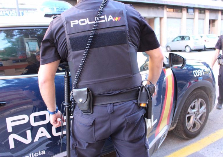 Detenida una mujer por presunto abandono de su hija para tomar una copa