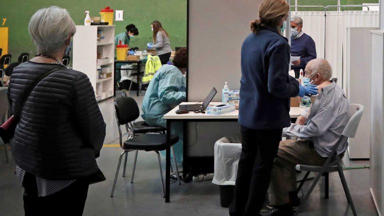Suben a 65 los casos de Covid-19 en Navarra, que no registra fallecimientos