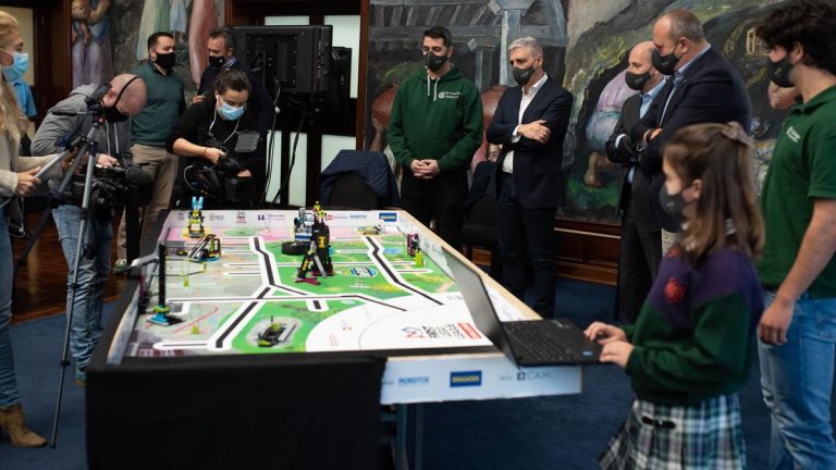 Tenerife reúne a 600 participantes en la final nacional de ‘FIRST LEGO league’