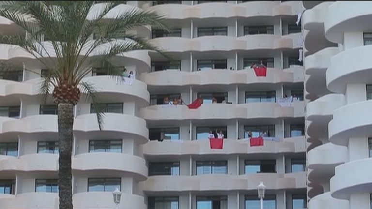 Una juez deniega el ‘habeas corpus’ a los estudiantes madrileños confinados en Mallorca