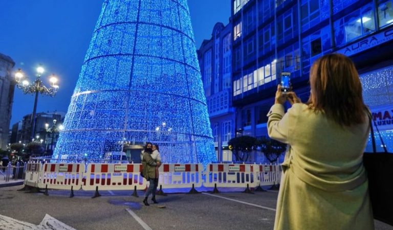 Vigo presenta su Navidad, con mercadillos, noria, pistas de hielo y más «sorpresas»