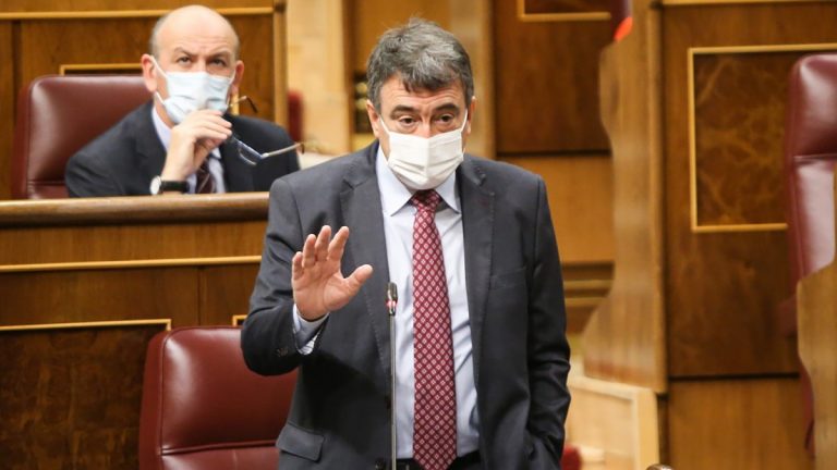 El PNV pide a Sánchez iniciar un «diálogo fructífero» olvidando el «ruido» del PP