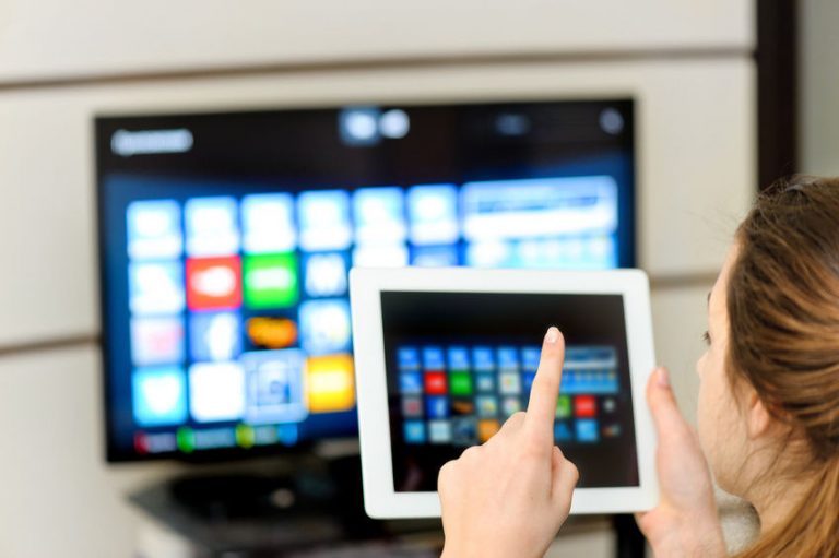 Así puedes controlar tu smartTV con Google Assistant
