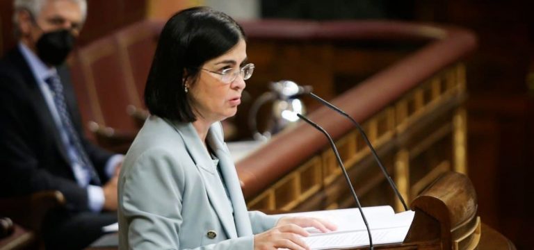 Darias: La pauta heteróloga de vacunación de Covid-19 «ha venido para quedarse»