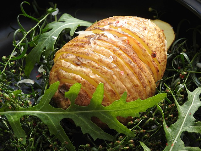 Patatas Hasselback: Así Debes Partirlas Para Que No Se Quemen