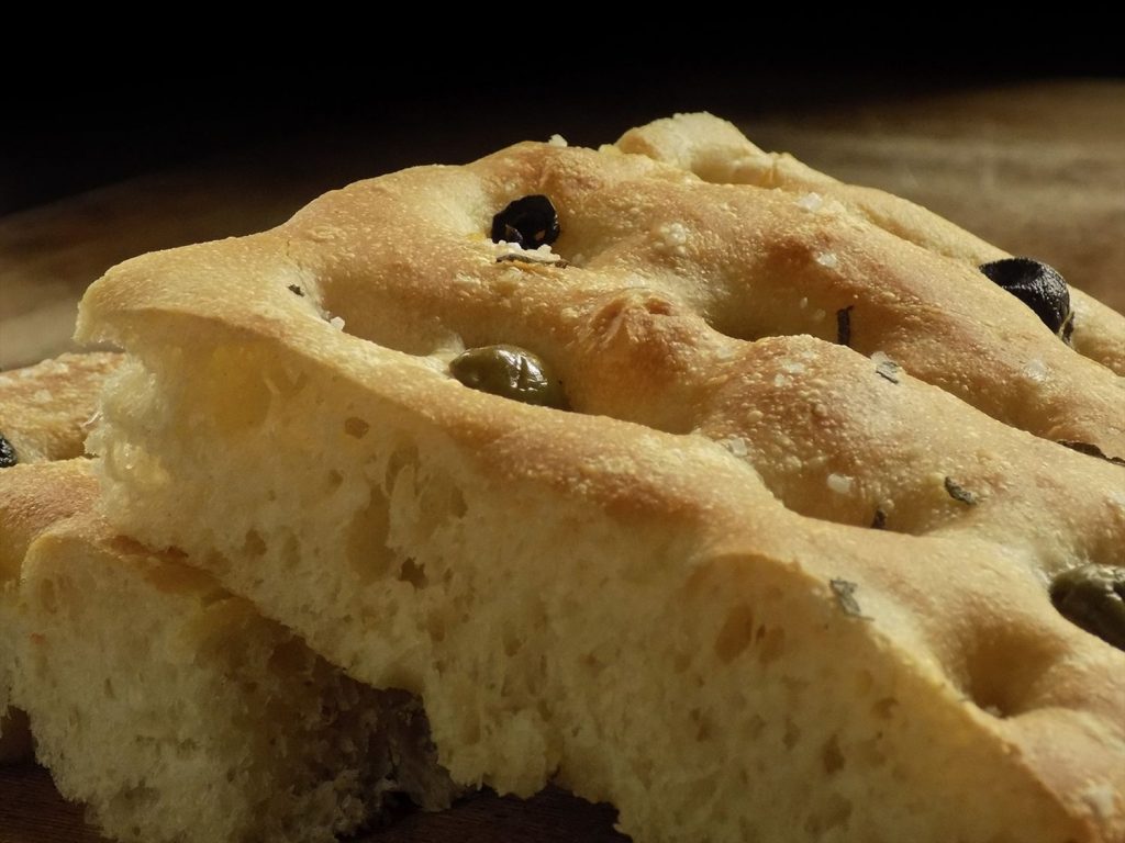 Focaccia Versus Pizza