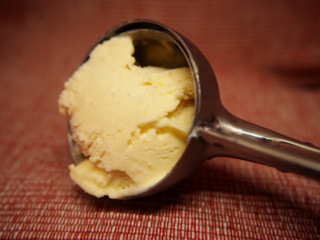 Cómo hacer un helado de vainilla casero en solo 10 minutos