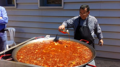 El Arroz Y El Agua O Caldo Deberán Estar En Proporción Para Preparar Tu Paella.