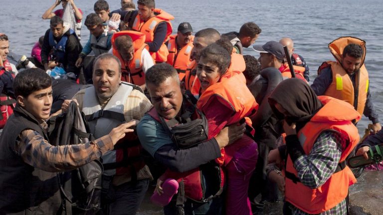 Colectivos sociales y sindicales de Madrid reclamarán medidas en defensa de los refugiados