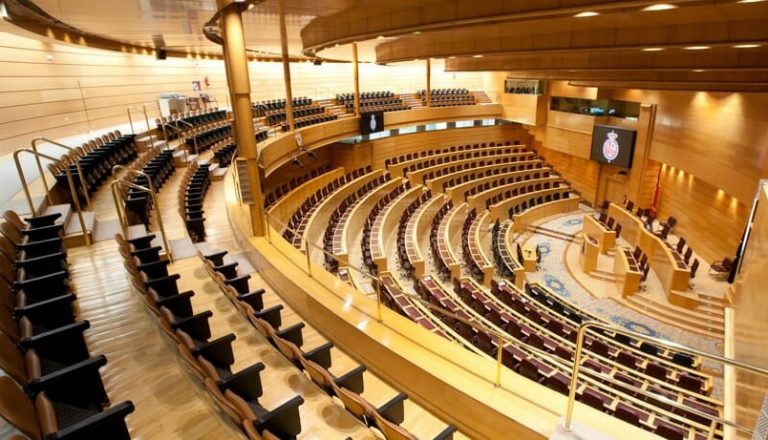 El Senado debate este miércoles una moción de UPN para impedir los homenajes a etarras