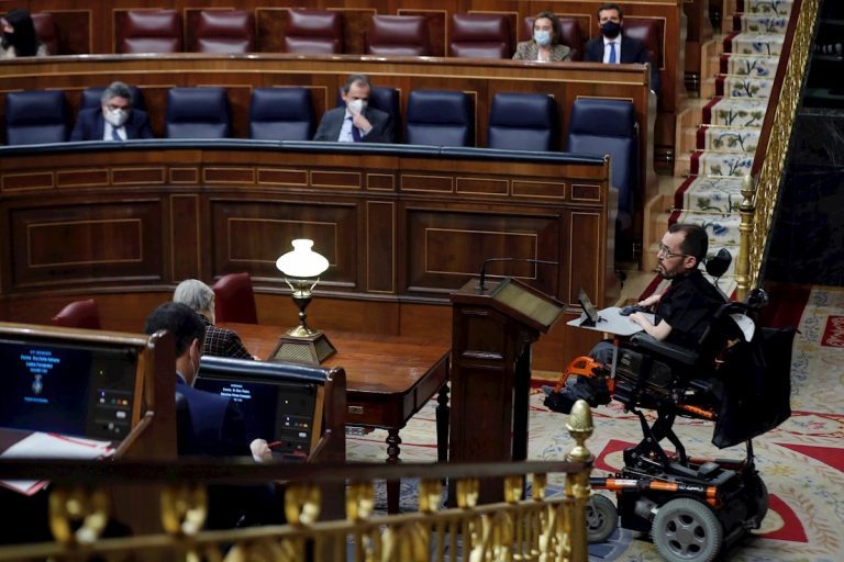 UP trabaja en su propia ley para crear una energética pública que compita contra el «oligopolio»