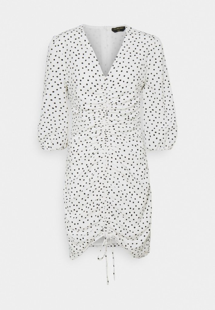 Más Vestidos Con Encanto De Zalando.