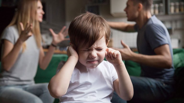Una reforma legal impedirá las visitas a los hijos de padres denunciados por maltrato