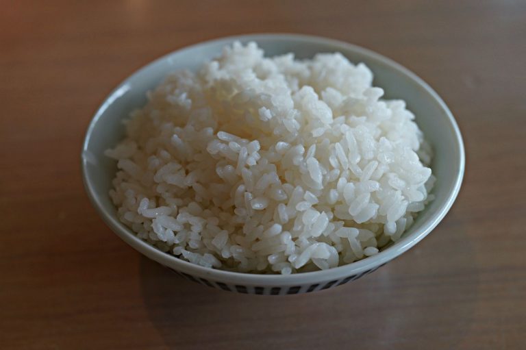 Arroz blanco: así lo bordas en el microondas