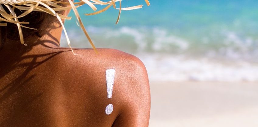 ¿Cómo Cuidar La Piel Tras Unos Días De Intenso Sol En La Playa?