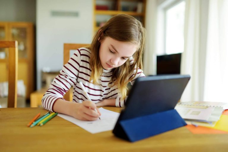 ¿Cómo acabar con la mala letra? Consejos de Área 44 Servicios Educativos