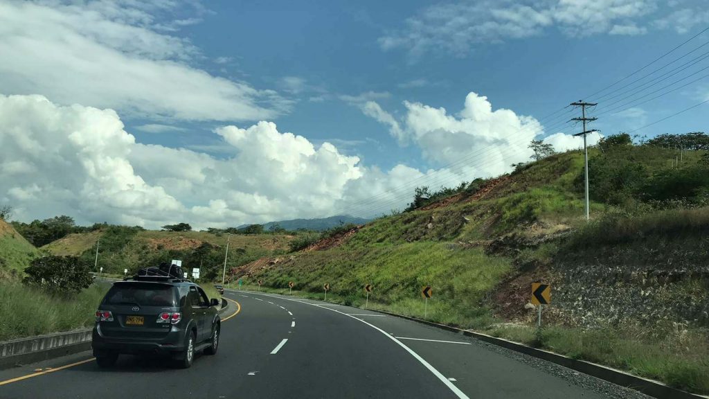 Unos Minutos Fuera Del Coche Y Adiós Cansancio