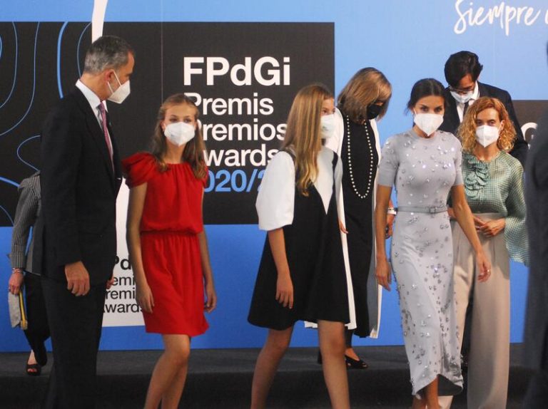El Rey aboga por trabajar «estrechamente unidos» para superar el impacto de la pandemia
