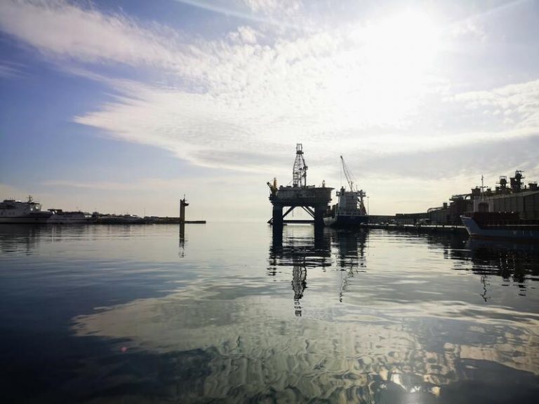 El petróleo escala a máximos desde 2018 ante la falta de acuerdo en la OPEP+