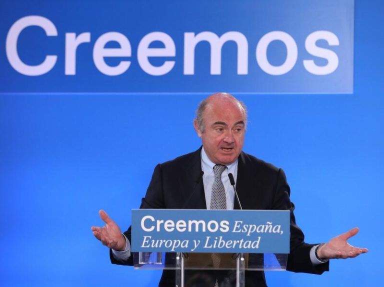 Guindos asegura que los criptoactivos no representan una amenaza para la estabilidad financiera