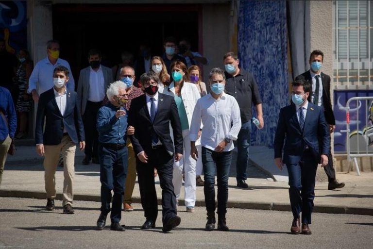 Aragonès, Puigdemont y Junqueras llegan a Elna para el 60 aniversario de Òmnium Cultural