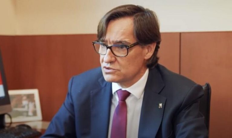 Illa pide a Aragonès «no demorar» su petición de convocar una reunión entre partidos catalanes