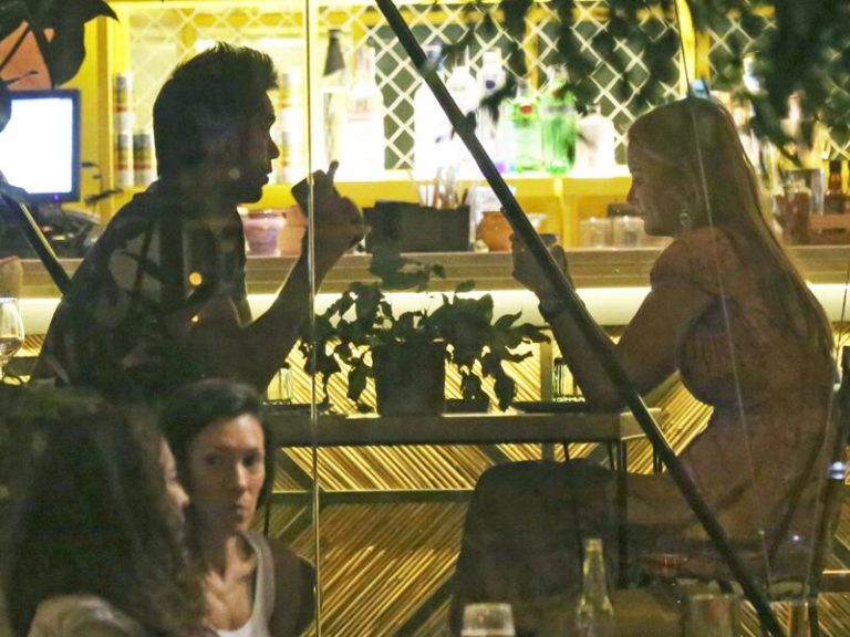 Alba Carrillo y Santi Burgoa, noche de confidencias en Madrid