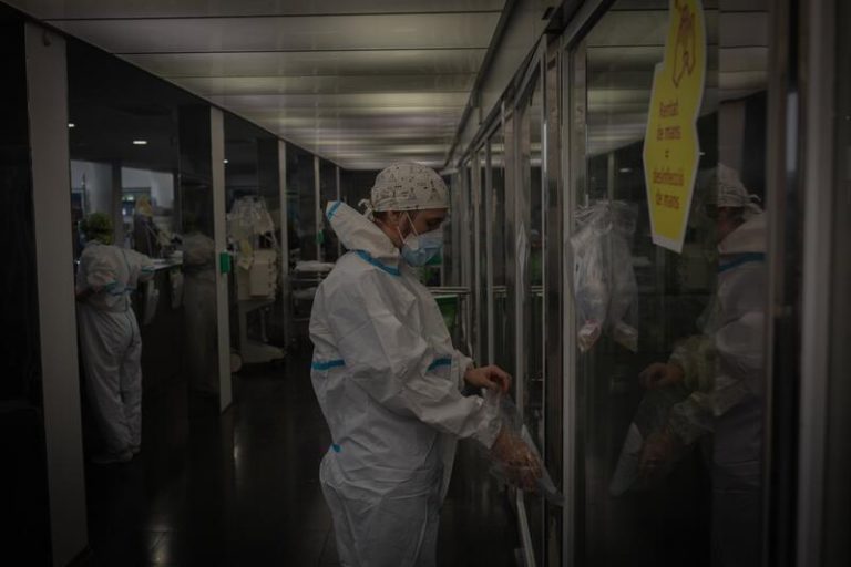 Cataluña registra 3.835 casos y 66 muertes en las últimas 24 horas