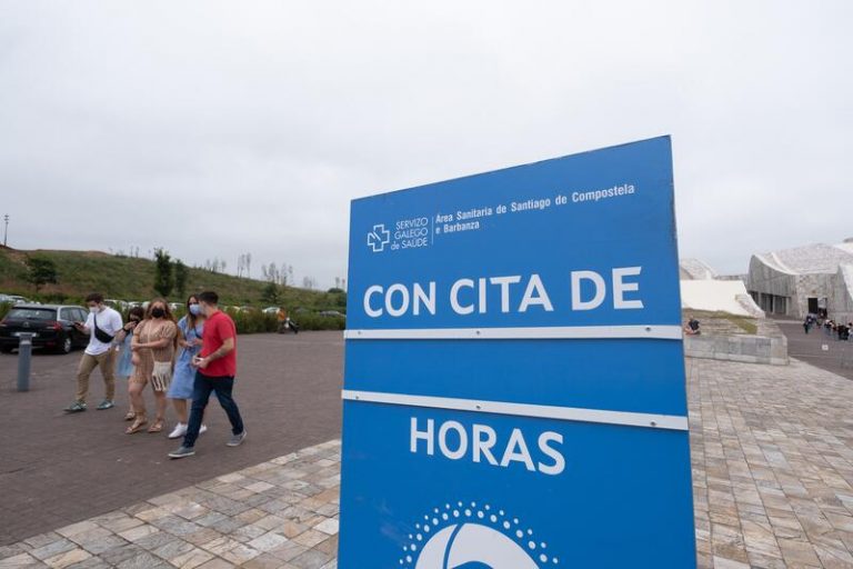 Más de 1,9 millones de gallegos cuentan con al menos una dosis y 1,7 millones con pauta completa