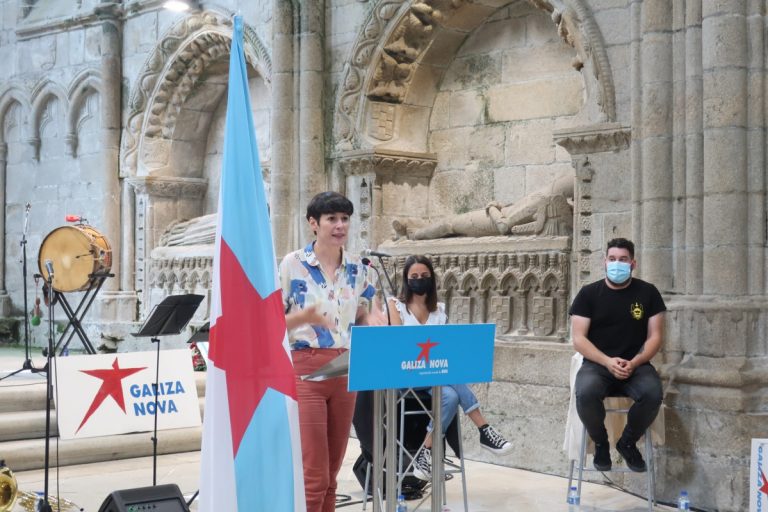 Arranca la manifestación del BNG para «una Galicia con futuro» al grito de «Galicia libre» ante la exhibición militar