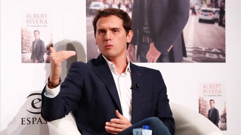 Rivera ve al Gobierno, el Legislador, la patronal y los sindicatos como «obstáculos»
