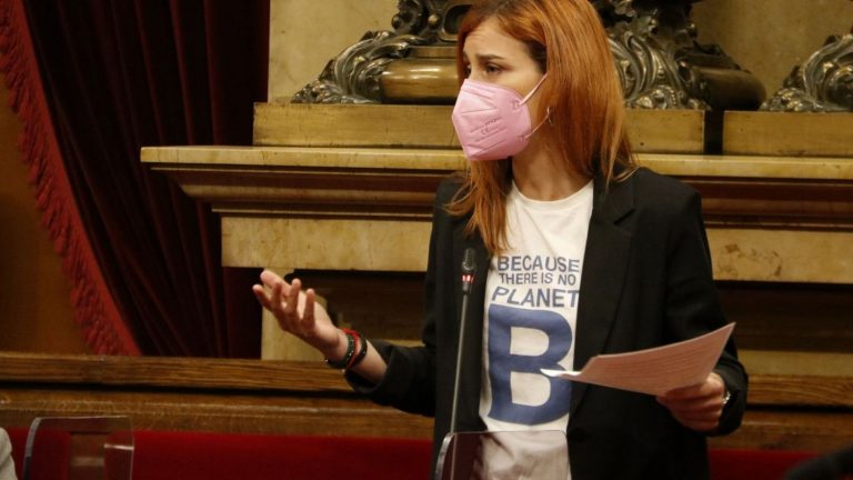 Albiach critica las declaraciones «de barra de bar» de Sánchez sobre el consumo de carne