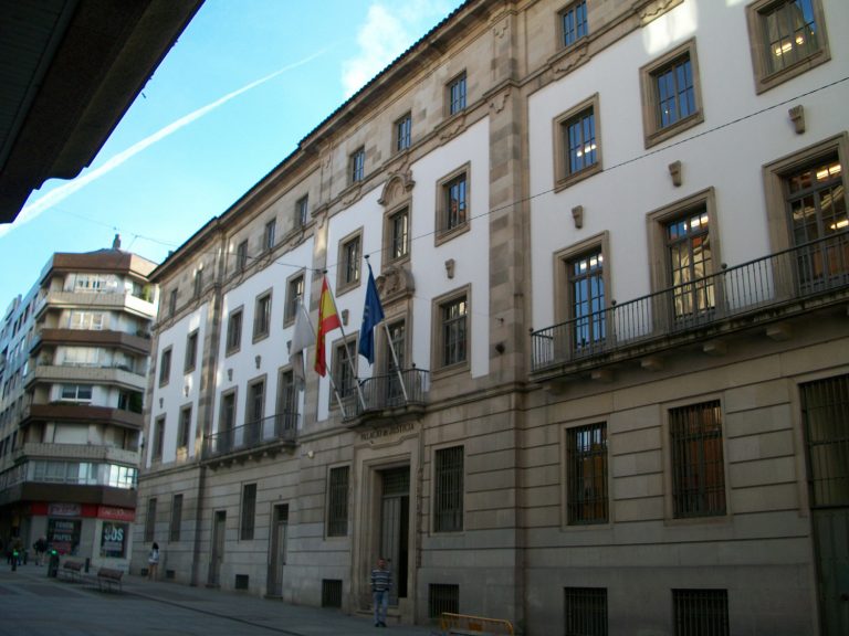 Solicitan 11 años en Galicia para una trabajadora social acusada de abuso sexual a una niña en un centro de menores