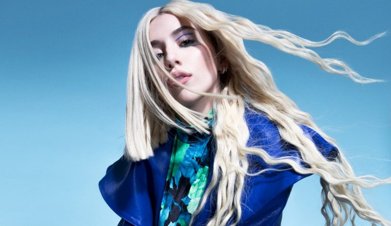 Ava Max y ‘EveryTime I Cry’, su nuevo videoclip