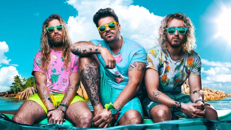 Bombai presenta «Camisa de flores», su álbum debut
