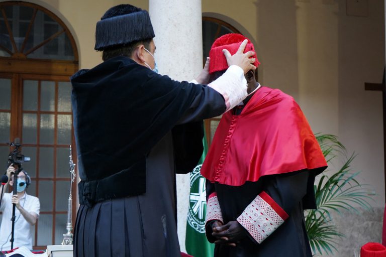 Cardenal Sarah: «Si a las obras de caridad les falta la fe, entonces ya no hablamos de caridad»