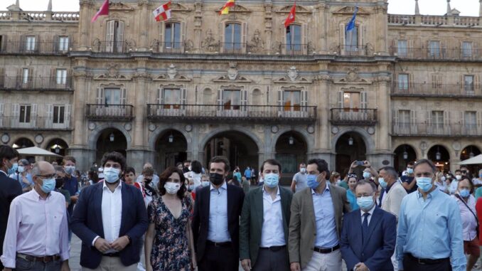 Casado avisa que el PP no aceptará en «trágalas de cambiar fondos de la UE por votos»