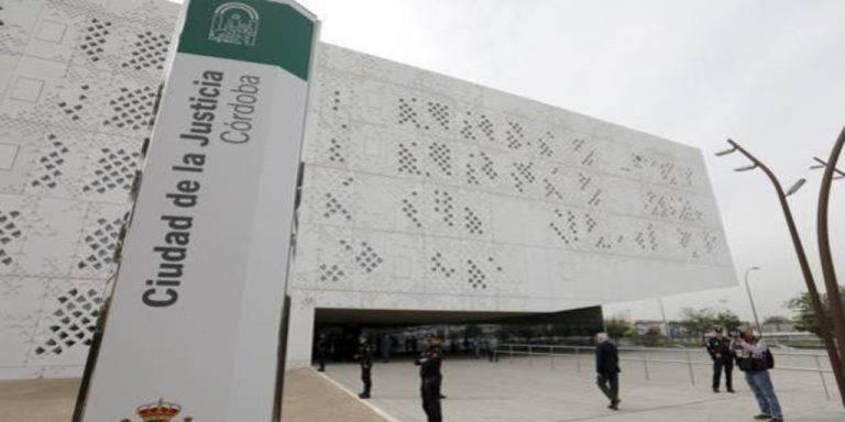El TSJA confirma 20 años de cárcel a un profesor y fraile por abuso sexual a cuatro alumnas