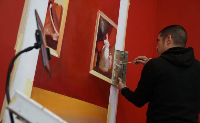 El artista Julio Anaya recrea la obra ‘Vista de Málaga’ en la Colección del Museo Ruso
