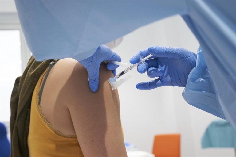 El porcentaje de vascos inmunizados es del 61,9%