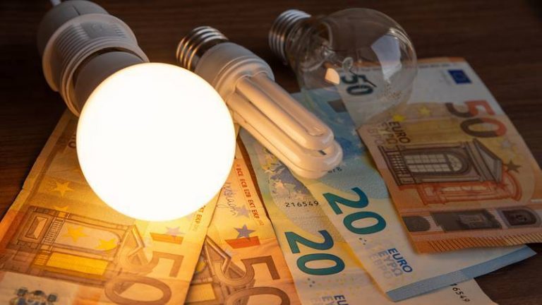 El precio de la luz, en máximos en lo que va de julio, con 91,86 euros por MWh