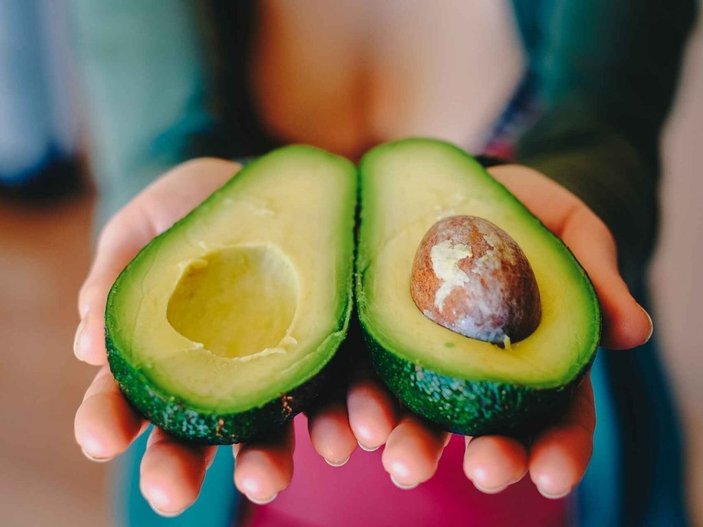 Beneficios De Incluir Al Aguacate En Tu Dieta