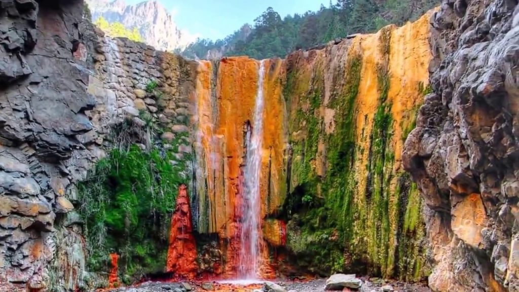 Cascada De Colores, La Palma