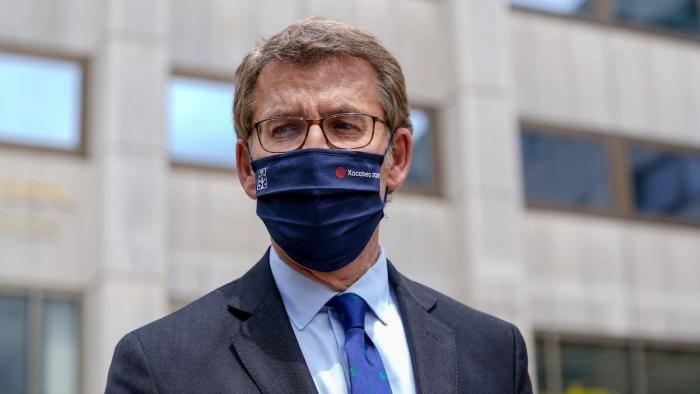 Feijóo sitúa en «lo previsto» el alza de casos e ingresos