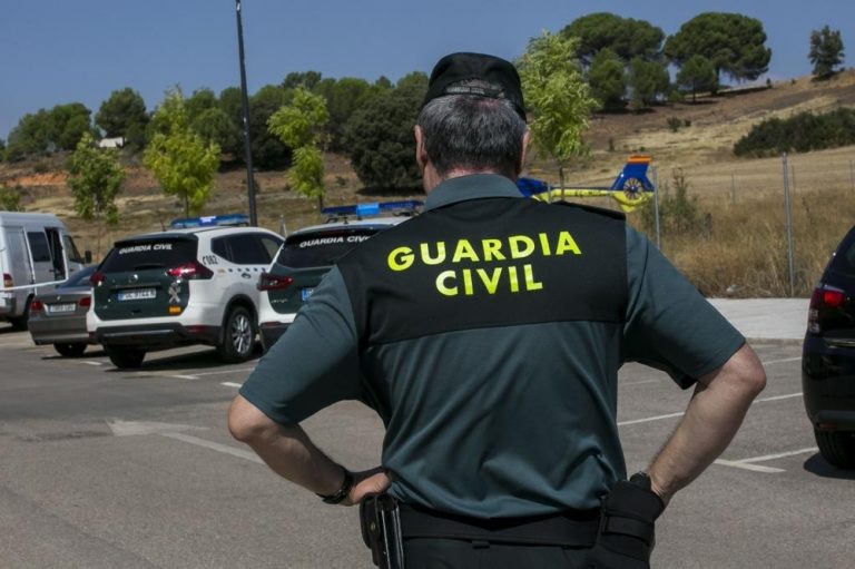 Liberan a una persona secuestrada por narcotraficantes en un chalet de Náquera