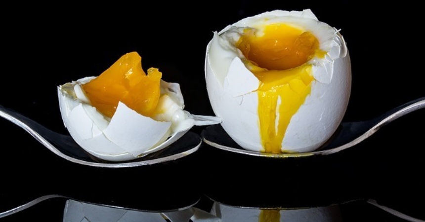 Huevos cocidos: el tiempo exacto que debes dejarlos para que salgan pasados por agua